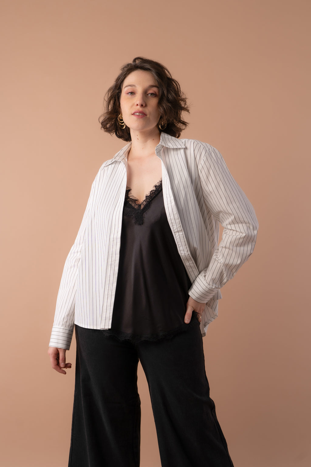 Blusa blanca rayas negras