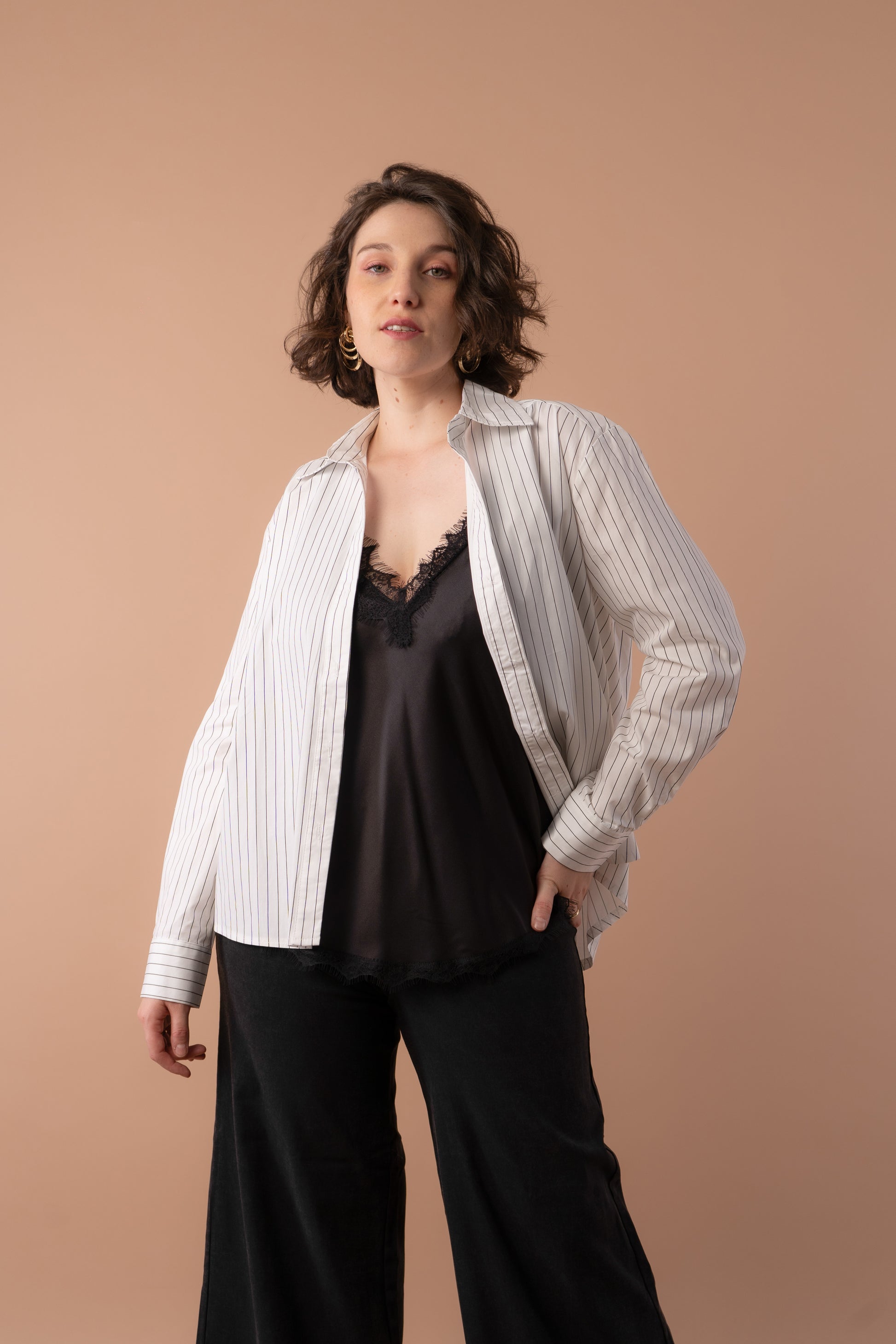 Blusa blanca rayas negras