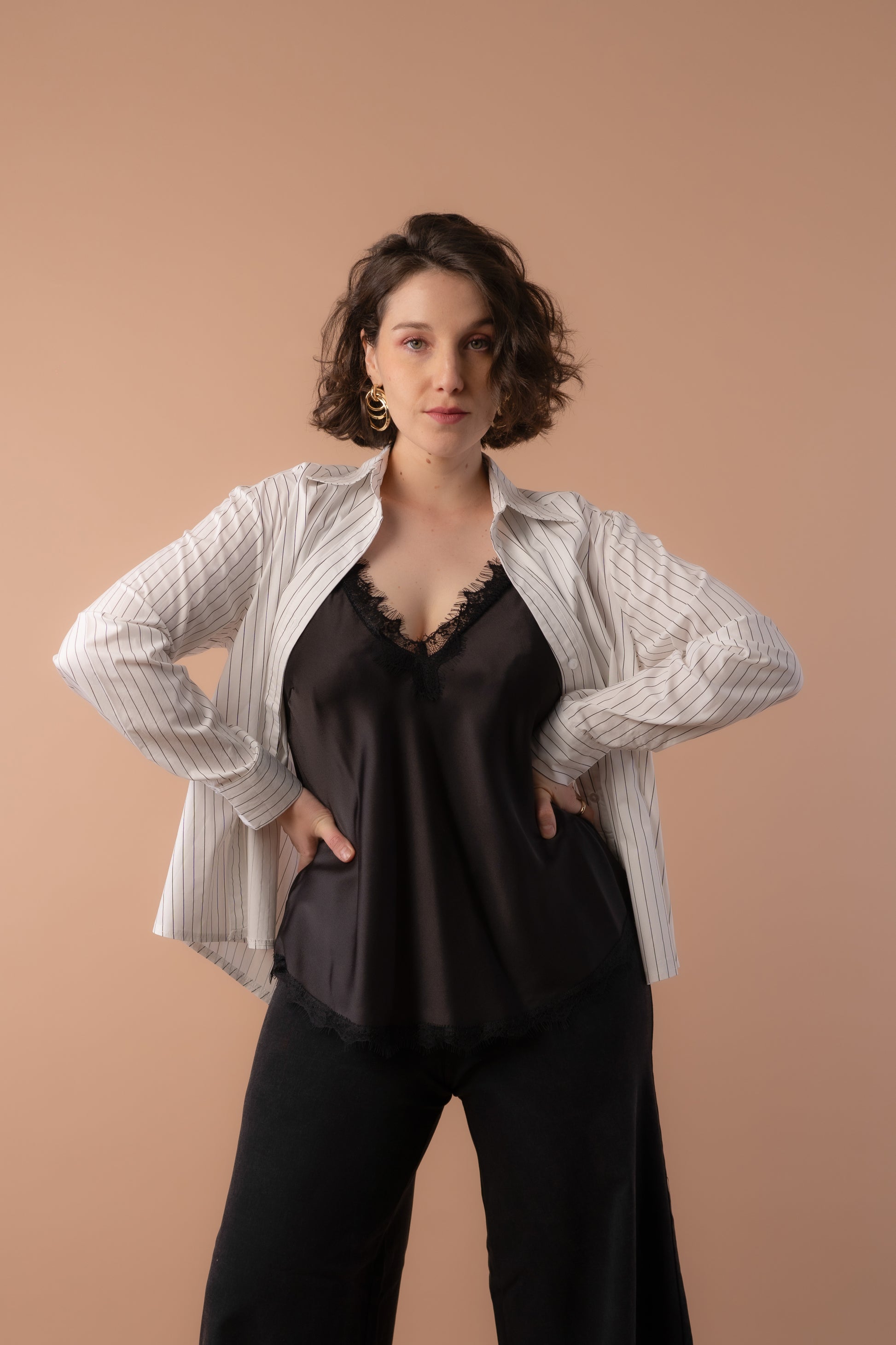 Blusa blanca rayas negras