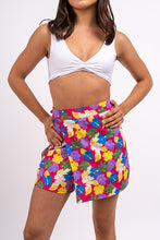 Cargar imagen en el visor de la galería, Short falda floral
