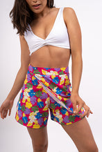 Cargar imagen en el visor de la galería, Short falda floral
